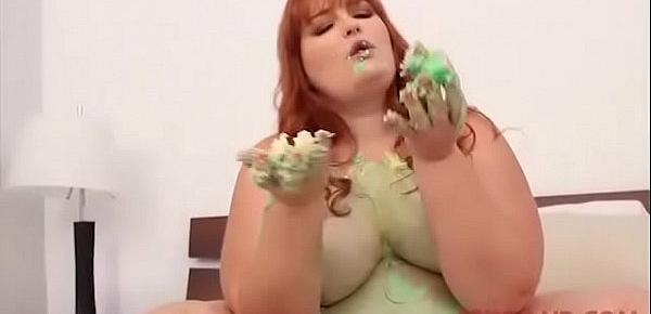  Sexy BBW Tiffany Star Eats and Smushes Cake all Over Fat Body